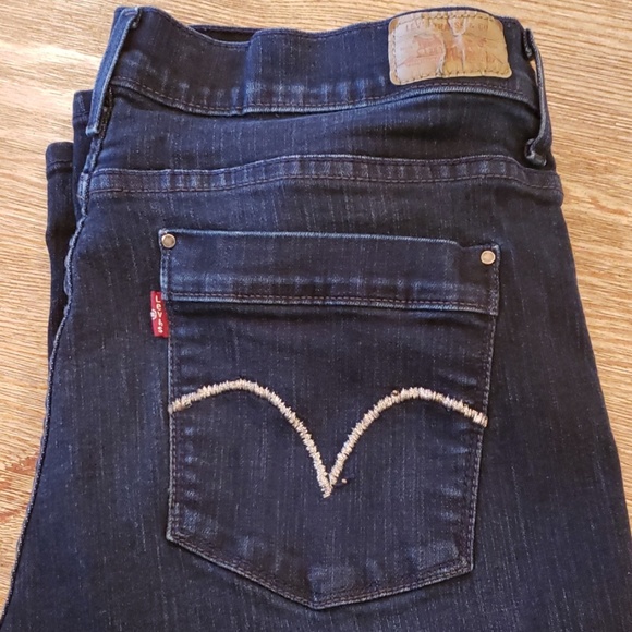 Levi's Jeans - Picture 3 of 8